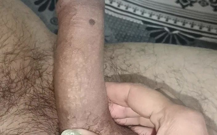 Lambe Lund Ko Hilakar Pani Nikala Handjob Sex