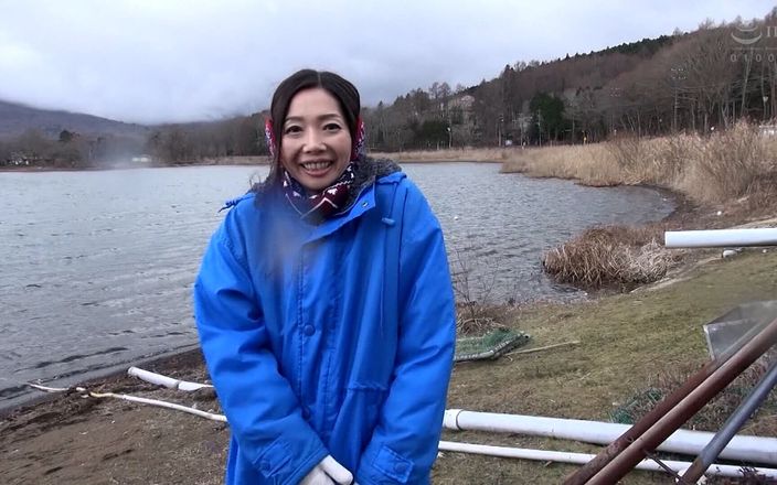 M789G06 Sudden visit to a mature woman Mr./Ms. who lives on the shore of a lake in the province of AV application! - AV vaginal