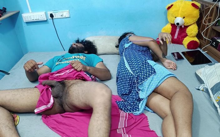 Mallu Couple Hot Nighty Removal and Sex in Bedroom, Desi Mallu Couple Hot Bedroom Sex, Hot Malayali Couple Hot Sex in Nighty
