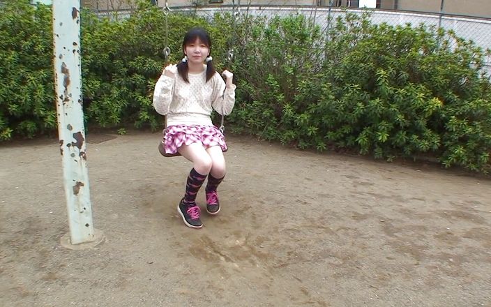 Mamiko is eager to get that cock in her pussy