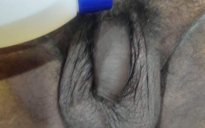 Marathi Bhabhiji Handjob with Oil to Her Stepfather in Full Mood XXX