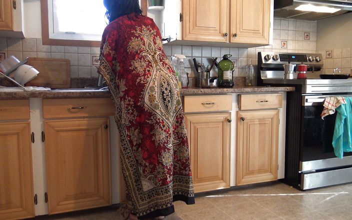 Mooted blowjob cum shot in punjabi bhabi's mouth