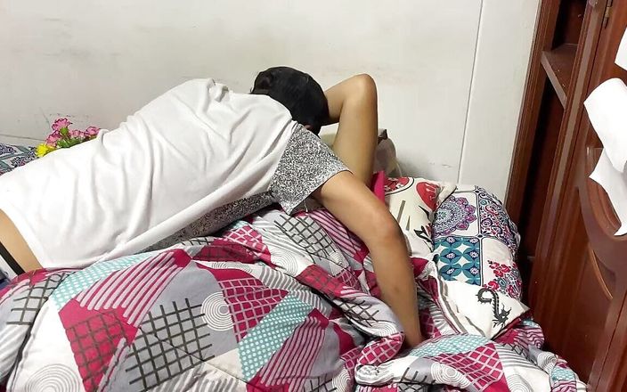 My Husband Is Late and to Get Rid of My Anger He Fucks My Pussy Hard and Makes Me Squirt