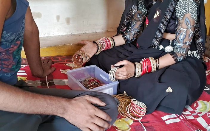 New Daughter-in-law Fucked by Father-in-law as a Father-in-law Seduced Daughter-in-law and Had Sex by Luring Pushkar