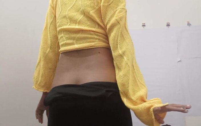 Pakistani Girl Hardly