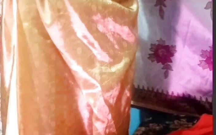 Petite Indian Teen Playing with Her Pussy