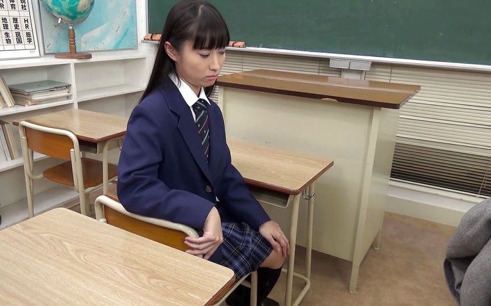 Pussy licked japanese teen gets fucked and creampied