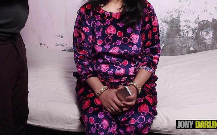 Ramu Gives Orgasm to Punjabi Horny Bhabhi, XXX Indian Hindi and Punjabi Dirty Talk Real Sex Video