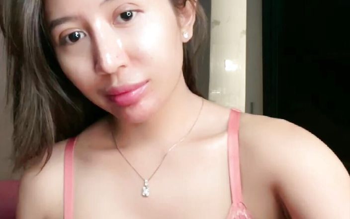 Sange Live Celebgram Makes Crot Not the Latest Cyebel