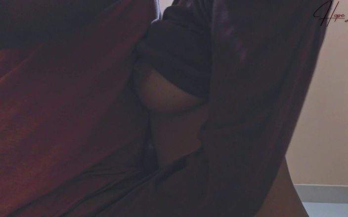 Satisfying Chubby Malaysian Girlfriend at Night