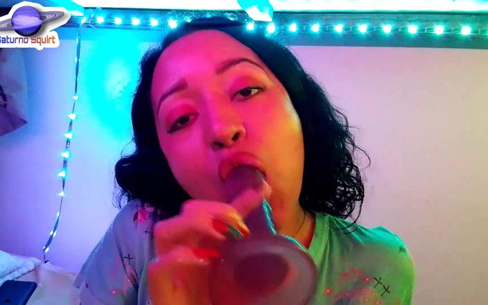 Saturn Squirt Fingers Inside the Ass, Rubbing the Clitoris and Sucking the Dildo Excited