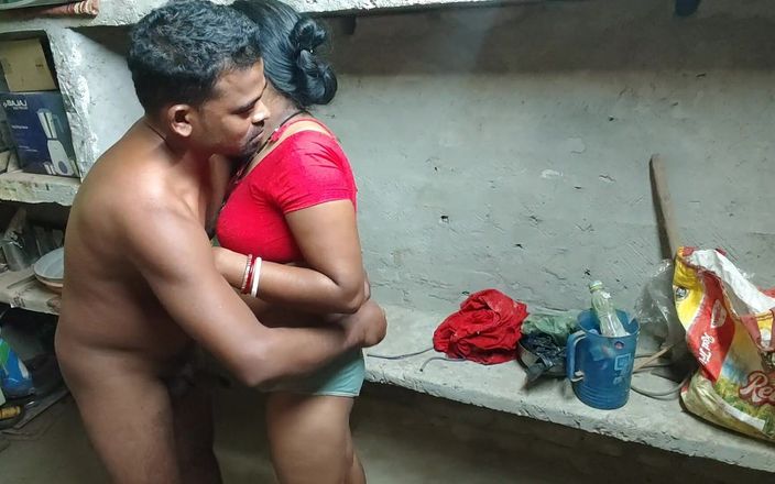 Seeing the Maid Alone, the Master Stripped Her and Fucked Her. Indian Desi Style Sax