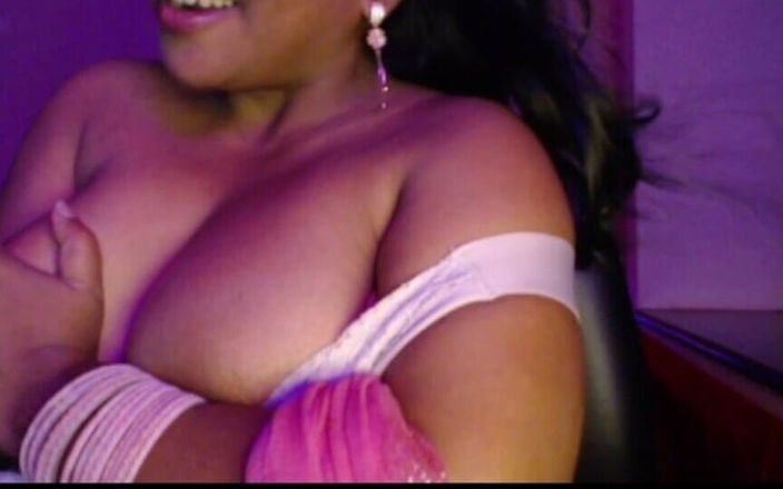 Sexy Girl Does Sexy Moaning While Showing Her Boobs.