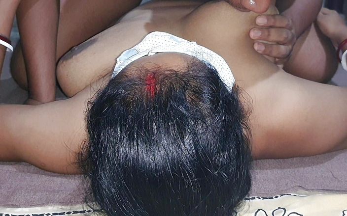 Sexy Indian Bhabi with Big Boobs Sex Video