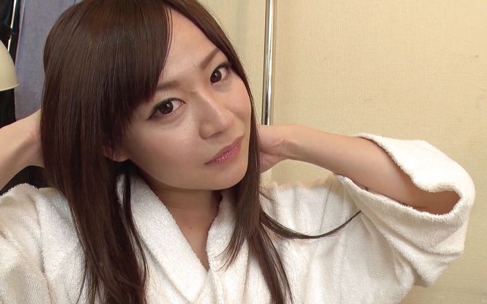 Sexy Japanese squirter loves toys and creampies