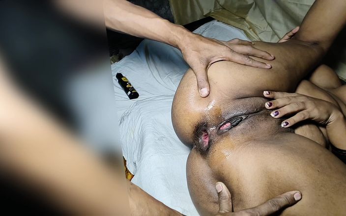 Sexy Wife Sex in Red Saree