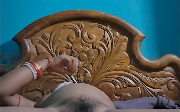 Sexy Wife Sonali Fucked in Bed with Hubby