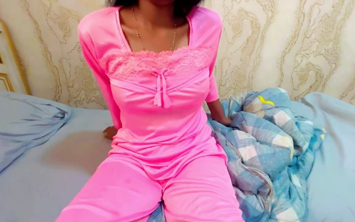 Sexy Zoya - Muslim Boy Fuck His Stepmother in Oyo Hotel in New Delhi