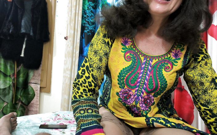 Shameless MILF Webcam Sex Video