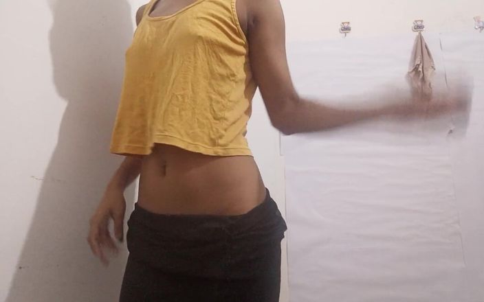 Showing Assets.. Big Boobs, Showing Pussy and Boobs.