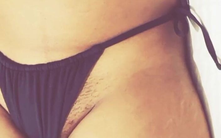 Showing off My Hot and Sexy Body