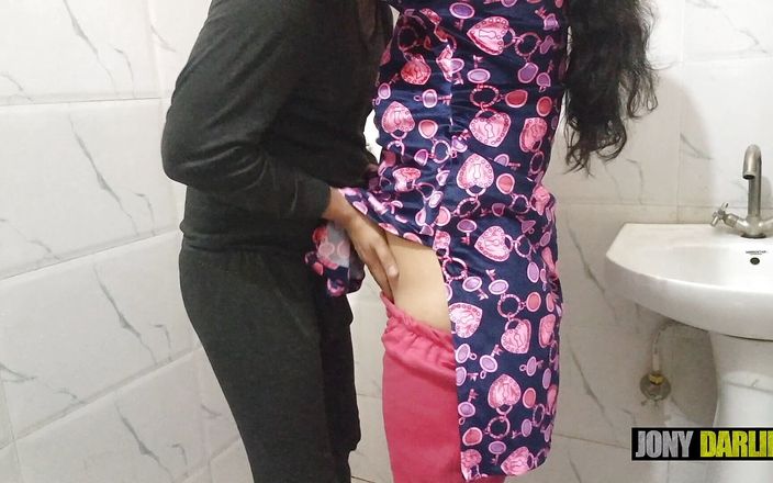 Sister-in-law Raised Her Leg in the Bathroom and Got Cock Inserted in Her Ass, Watch Video in Hindi Audio
