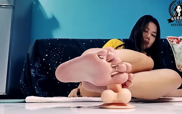 Smelly Feet Footjob by Asian Teen