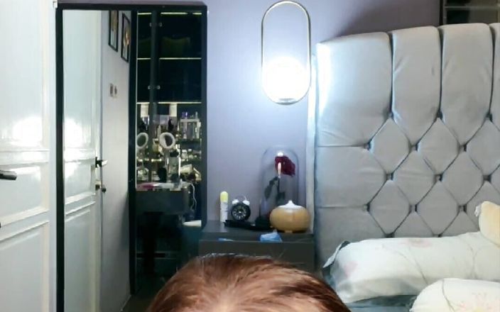 Sofia Is Very Big on Her Chubby Pussy