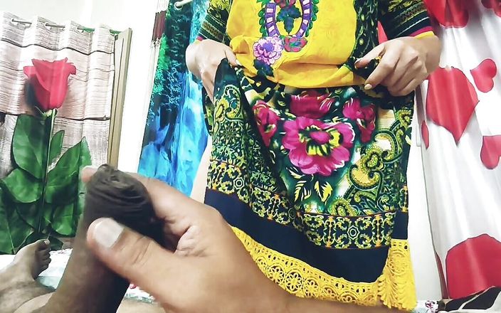 Step mom seduces sons friend to take his bbc