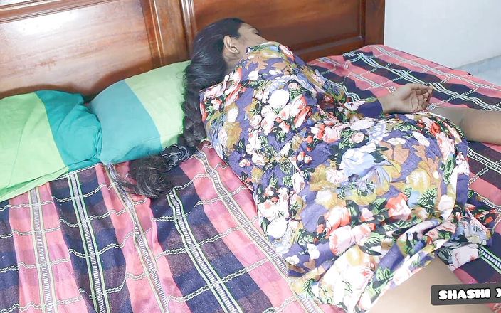Step Sister Shares Hotel Bedroom on Vacation with Stepbrother