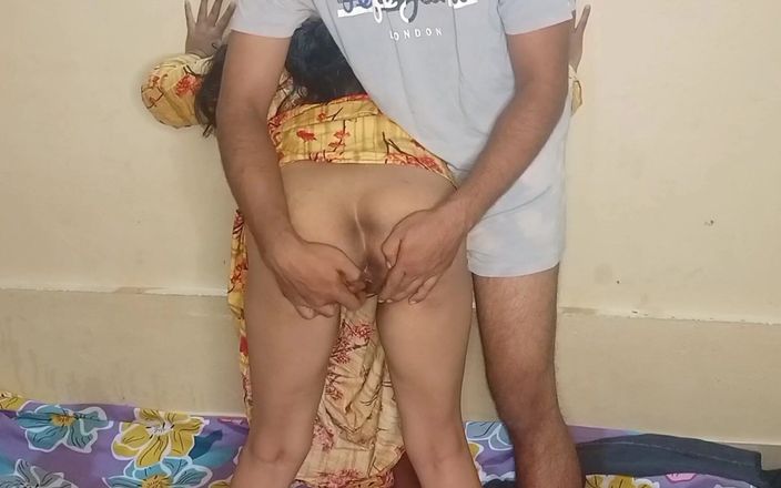 Stranger boy goes to the house of the girl working in the field on the pretext of water and xxx fucks her pussy