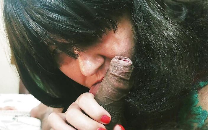 Super Hot Slut Getting Pleasure From a Big Cock