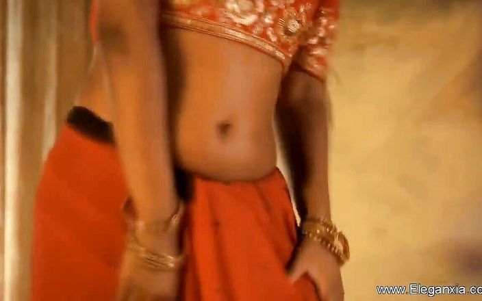 Superb Indian babe oiling in the bathroom