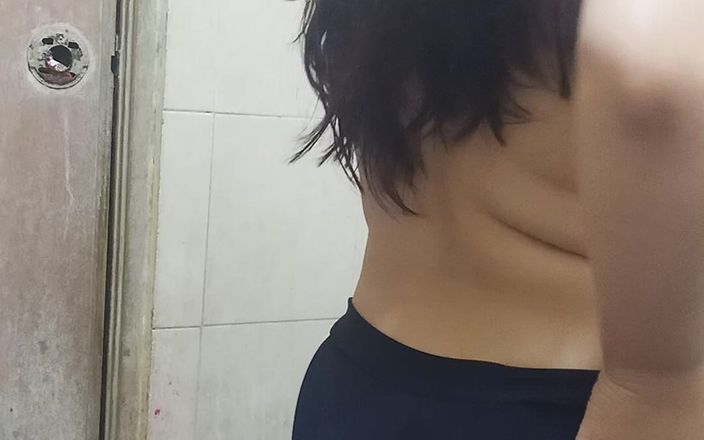 Take a Bath with Your Sister-in-law Until Crot Part 1