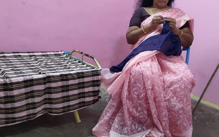 Tamil Aunty Was Sitting on the Chair and Working I Gently Stroked Her Thigh and Sucked so Many Breasts and Had Hot Sex with Her