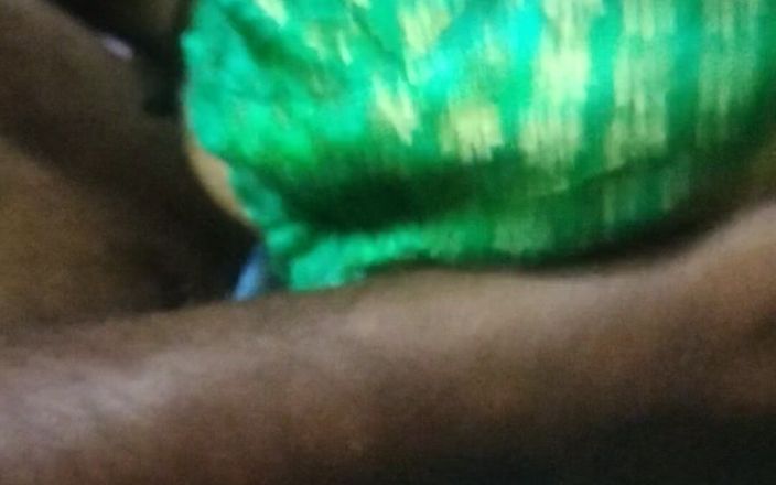 Tamil Cockold Couple Sit Fucking and Moaning