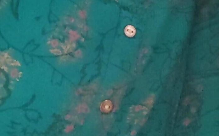 Tamil College Girl Shows on Cam