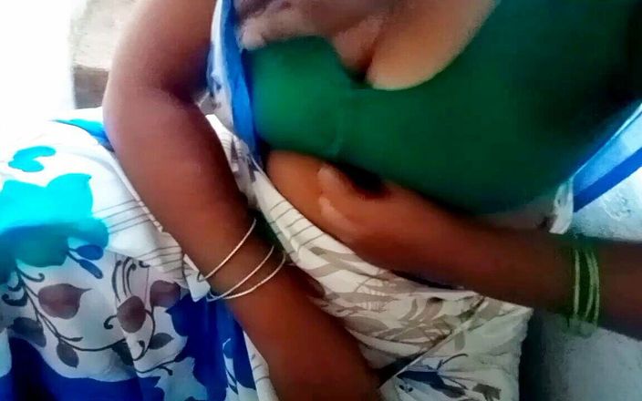 Tamil Village Teacher Priyanka Aunty Boobs Pissing