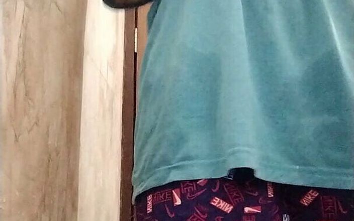 Teen Girl Showing Body After Gym