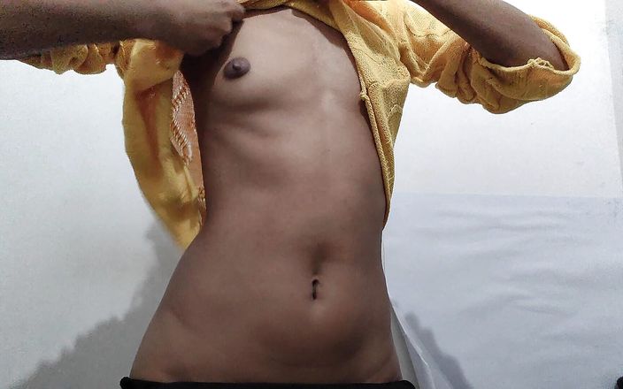 Teen Sexy Girl Showing off