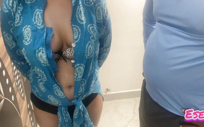 The Girl Who Came to Beg Was First Called Inside and Then Left