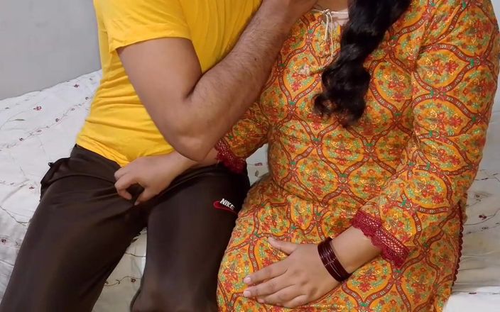 The Neighbor Girl Was Waiting for Her Boyfriend