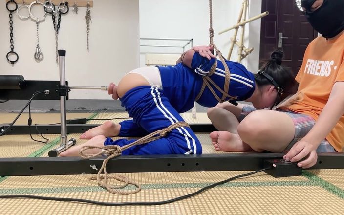 The Uniform Girl Who Enjoys the Thrill of the Cannon Machine