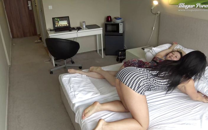 Threesome massage & fuck featuring Luna truelove and Zuzu Sweet