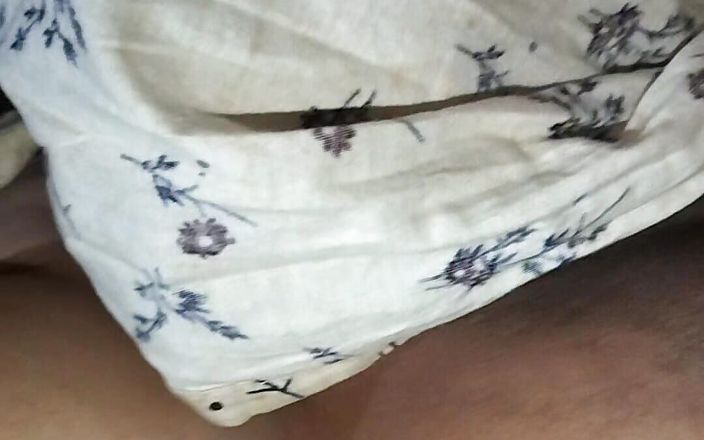 Too Much Cum Out in Paayal Pussy After Hard Fuck.....