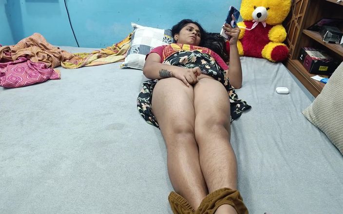 Vaishnavy Masturbate and Hard Sex with Sharun Raj, Mallu Couple Hot Sex, Mallu Girl Masturbate and Hard Sex with Husband,