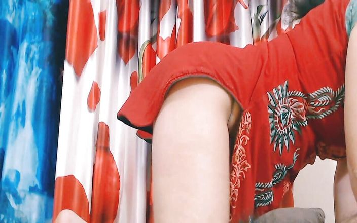 Very Beautiful and Elegant Slut 1