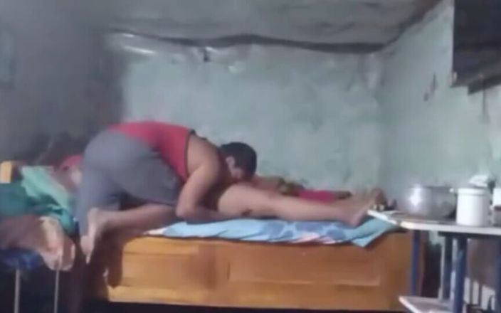 Village Couple Licking Pussy His Wife Putting Dick