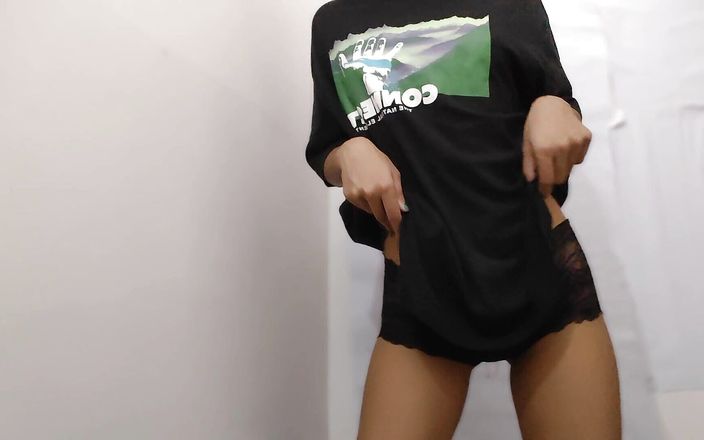 Village Girl Feeling Horny and Searching for Big Dick