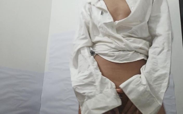 Village Girl Feeling Horny Searching for Big Dick